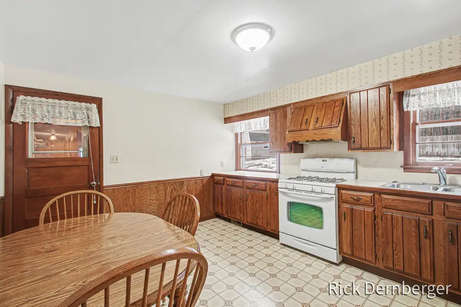 611 Hayes Street, Holland, MI 49424 - Image #3