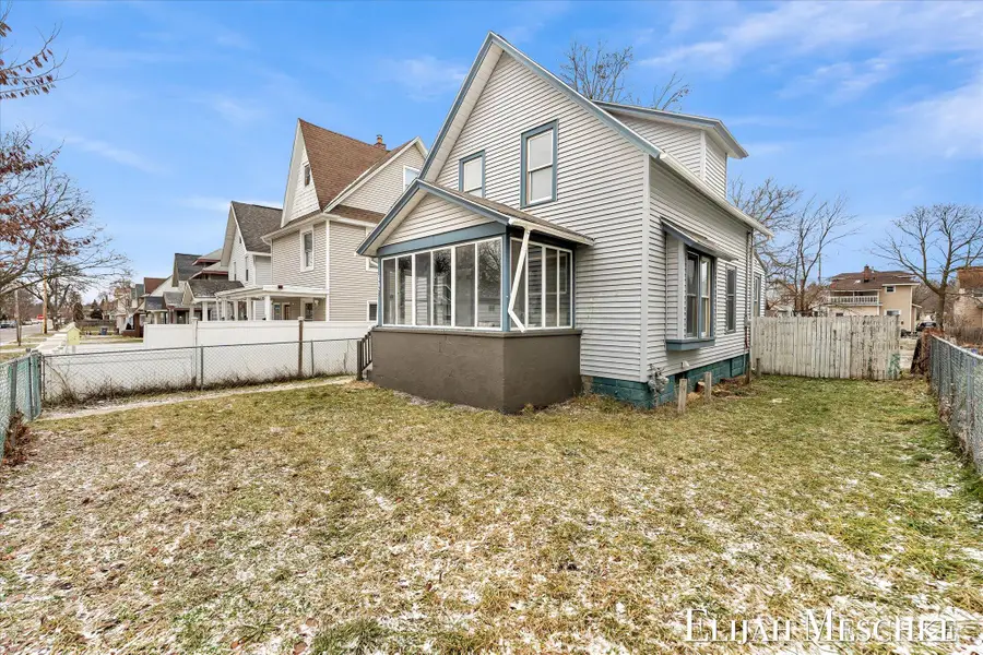 1728 Francis Avenue Se, Grand Rapids, MI 49507 - Image #2