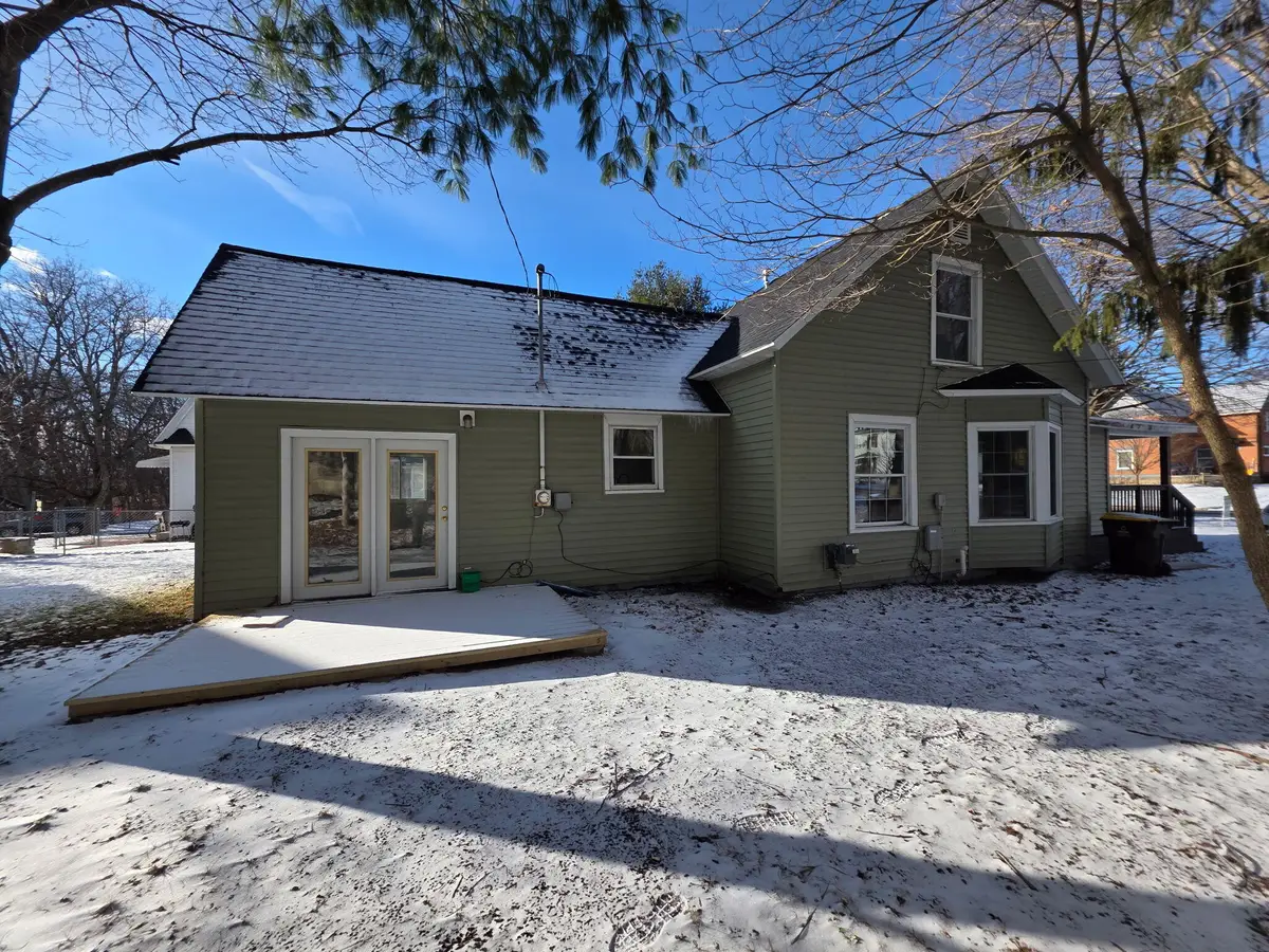 225 W Lincoln Avenue, Ionia, MI 48846 - Image #1