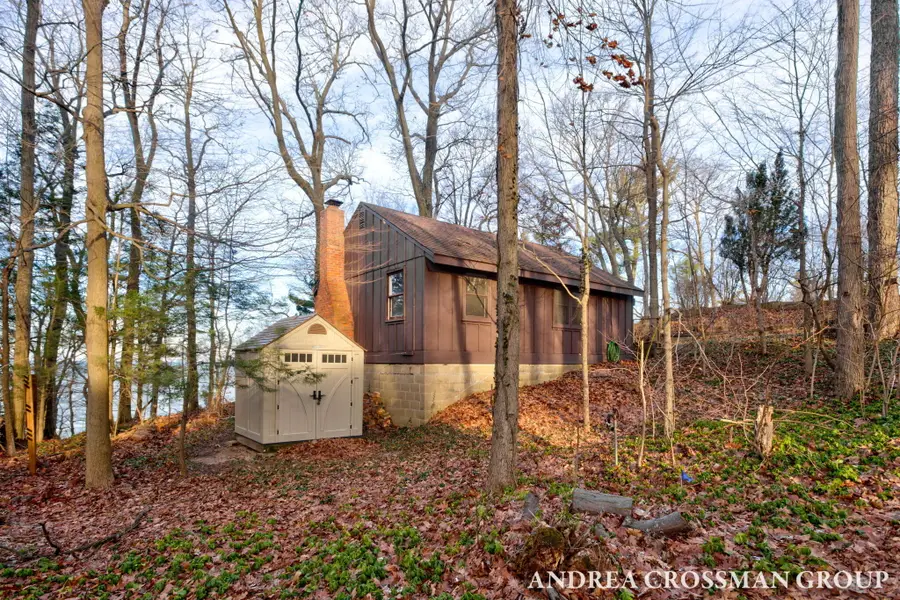 45556 Blue Star Highway, Coloma, MI 49038 - Image #2