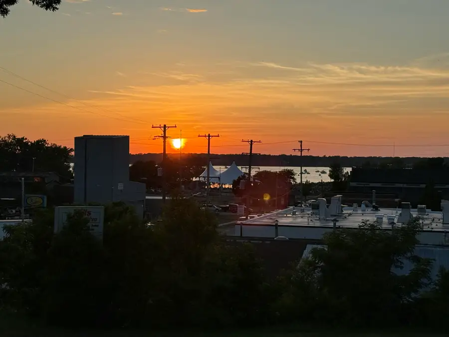 593 W Webster Avenue, Muskegon, MI 49440 - Image #3