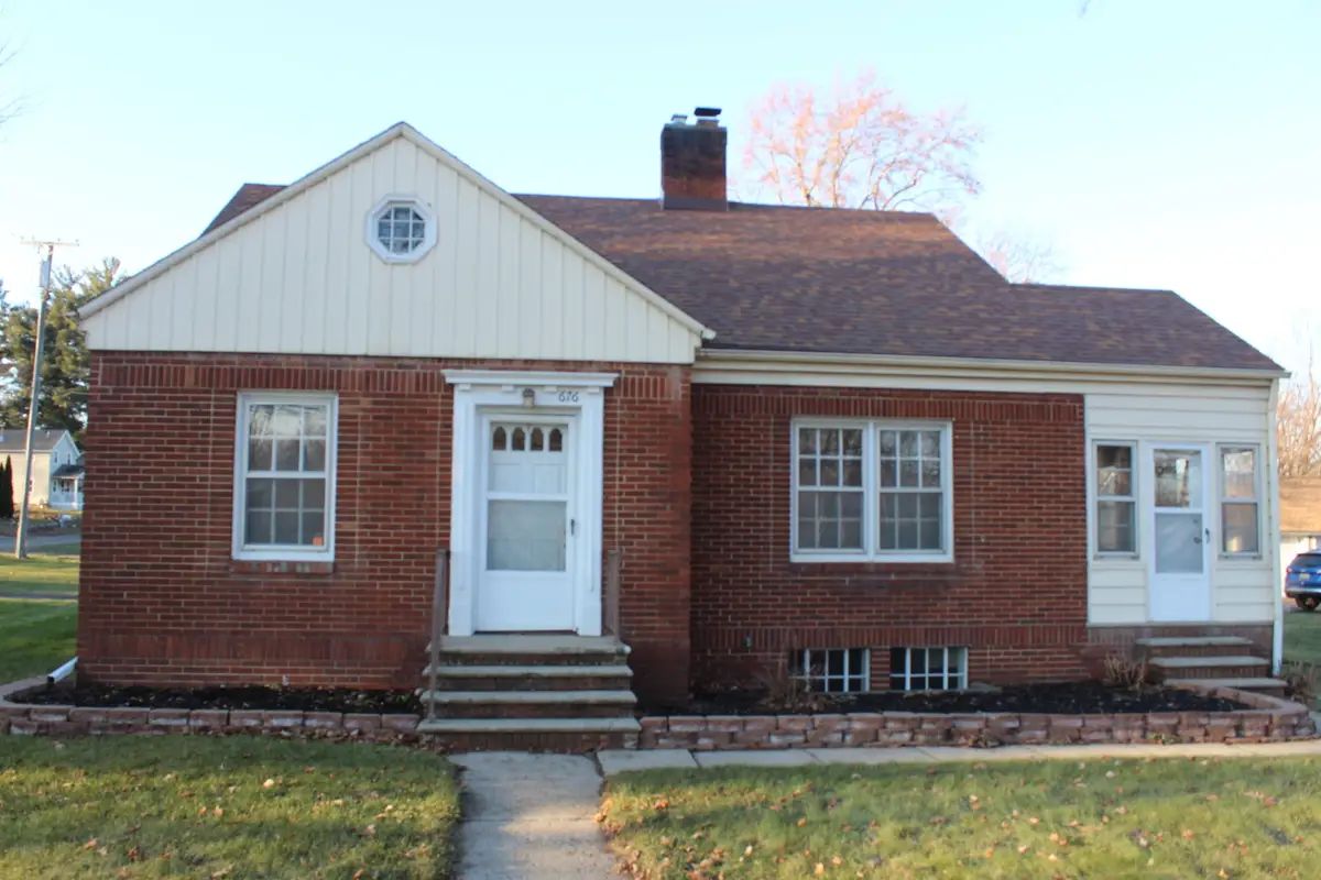 676 W Michigan Avenue, Saline, MI 48176 - Image #1