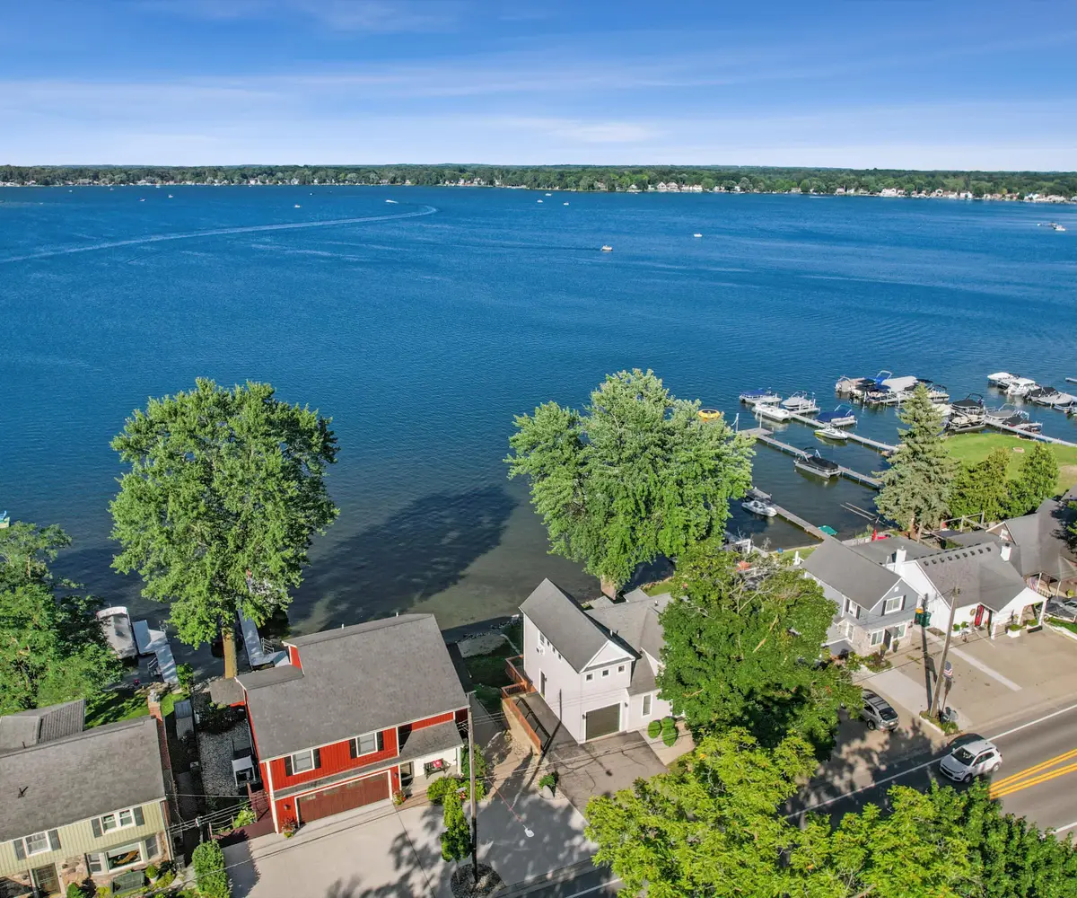 9638 Main Street, Whitmore Lake, MI 48189 - Image #1