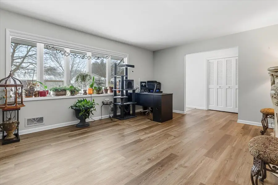 1021 Donnington Terrace, Kalamazoo, MI 49006 - Image #2