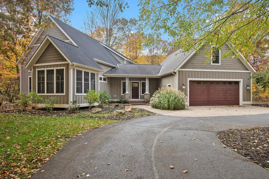 3464 Jeffrey Spur, Hamilton, MI 49419 - Image #2