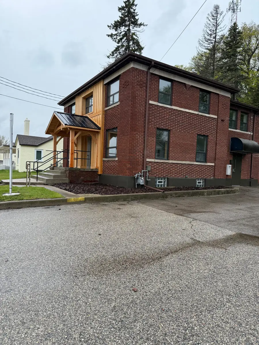 212 Arthur Street, Manistee, MI 49660 - Image #3