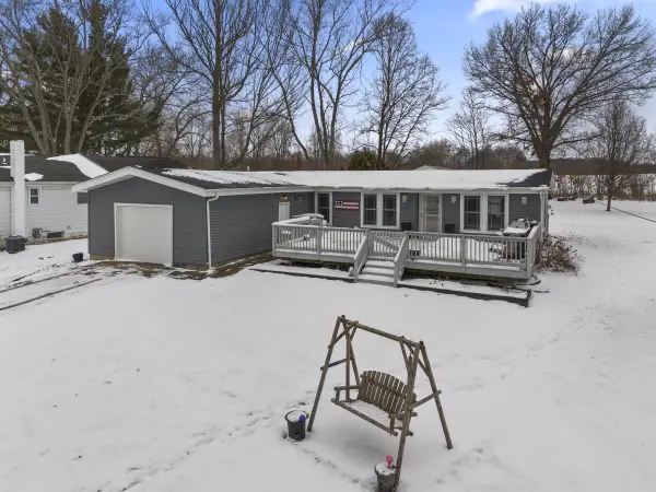 31486 County Line Road, Dowagiac, MI 49047