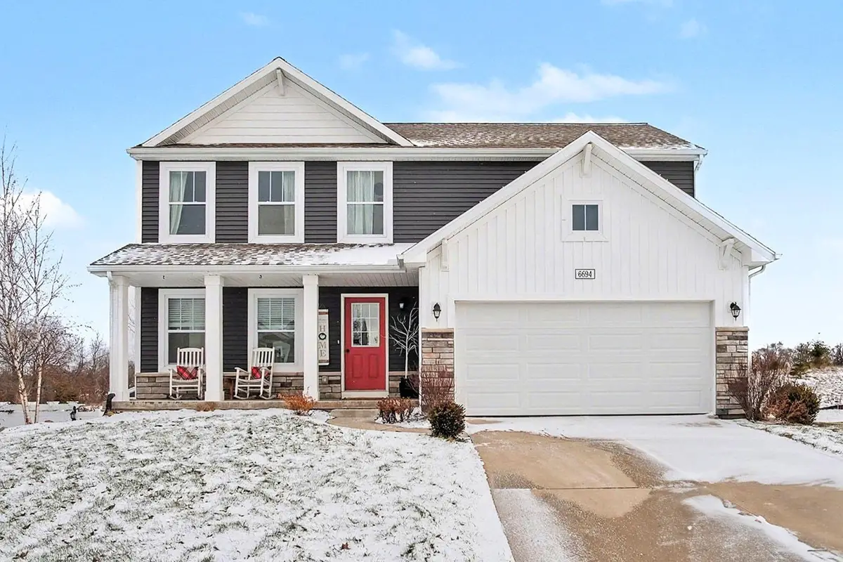 6694 Dutton Trail Drive Se, Caledonia, MI 49316 - Image #1