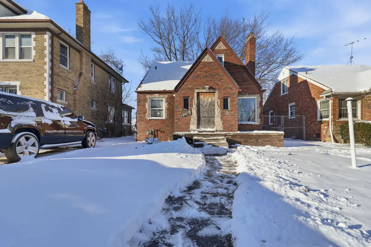 11091 Wilshire Drive, Detroit, MI 48213 - Image #1