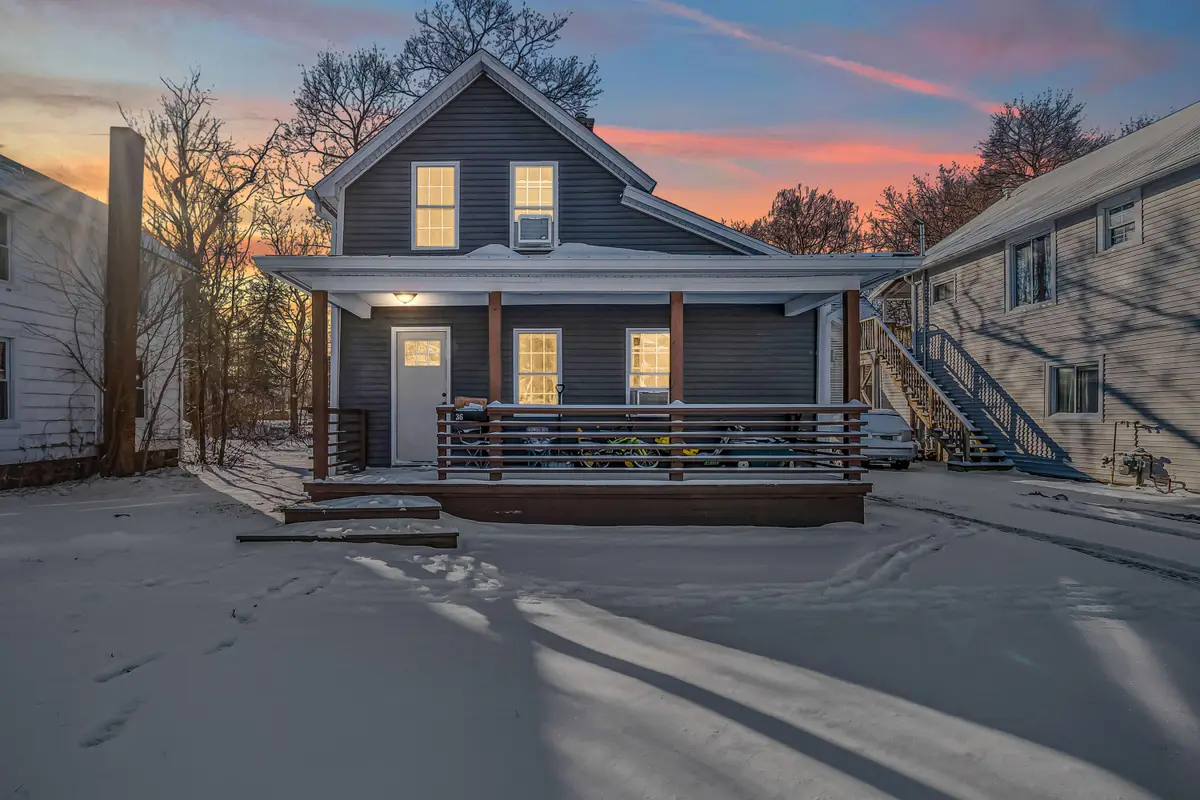 36 E South Street, Hillsdale, MI 49242 - Image #1