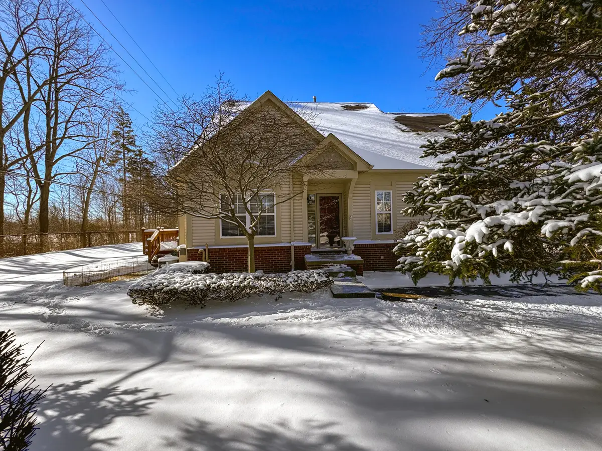 38347 Churchill Lane, Farmington Hills, MI 48331 - Image #1