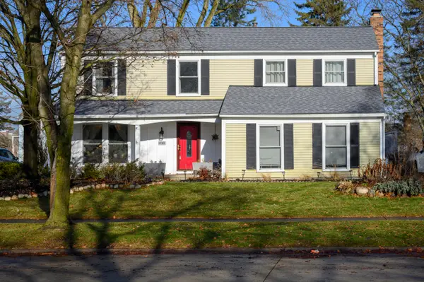 1803 Farmbrook Drive, Troy, MI 48098