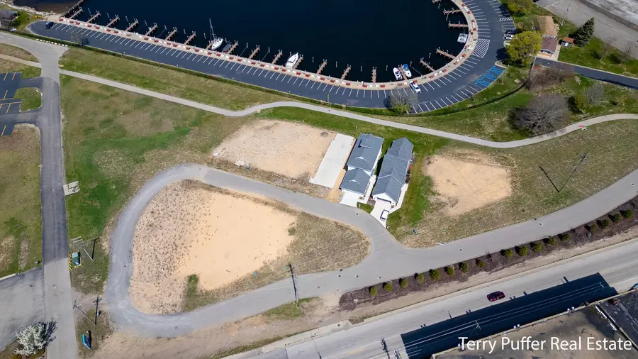 958 Boardwalk Cove Drive, Muskegon, MI 49441 - Image #2