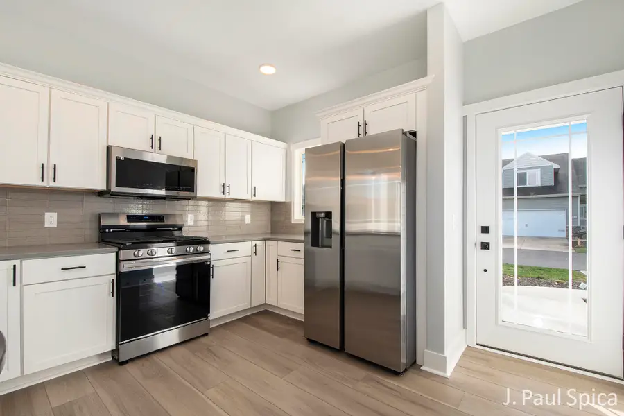 1215 Madera Court Sw, Byron Center, MI 49315 - #2