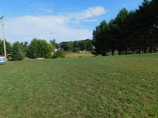 48855 South Street, Lawrence, MI 49064