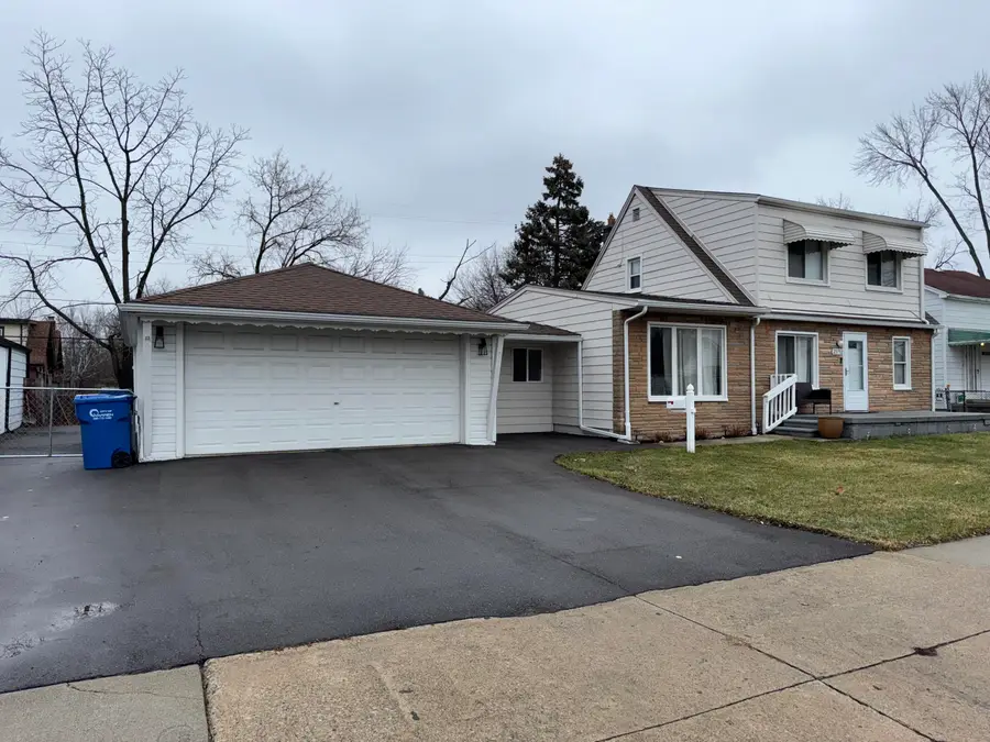 23752 Stewart Avenue, Warren, MI 48089 - Image #3