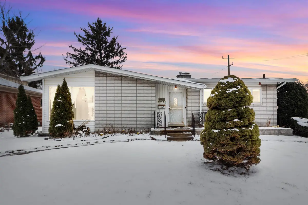 10431 Oneida Boulevard, Oak Park, MI 48237 - Image #1