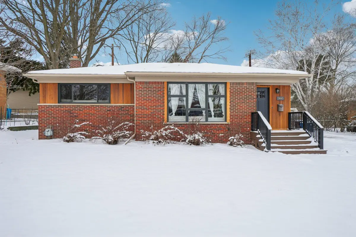 2445 Dorchester Road, Ann Arbor, MI 48104 - Image #1