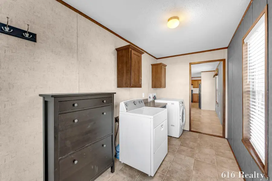 1412 Red Oak Lane Ne, Belmont, MI 49306 - #3