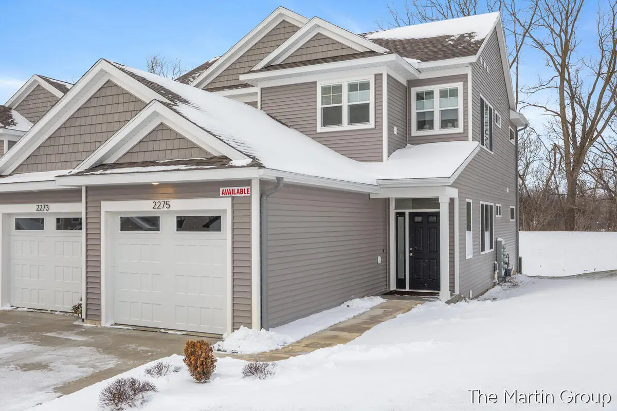2249 Watertown Way Ne, Grand Rapids, MI 49505 - Image #1