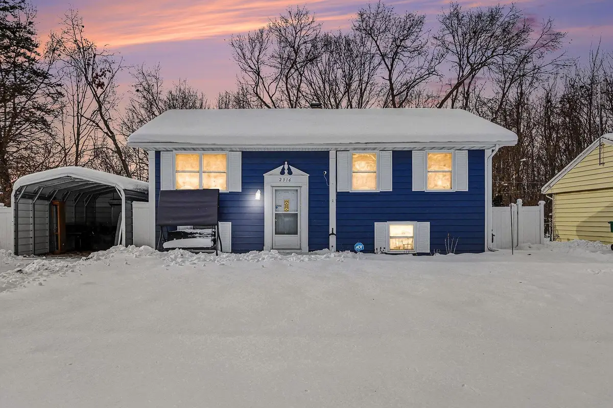 2316 Fair Oaks Street E, Niles, MI 49120 - Image #1