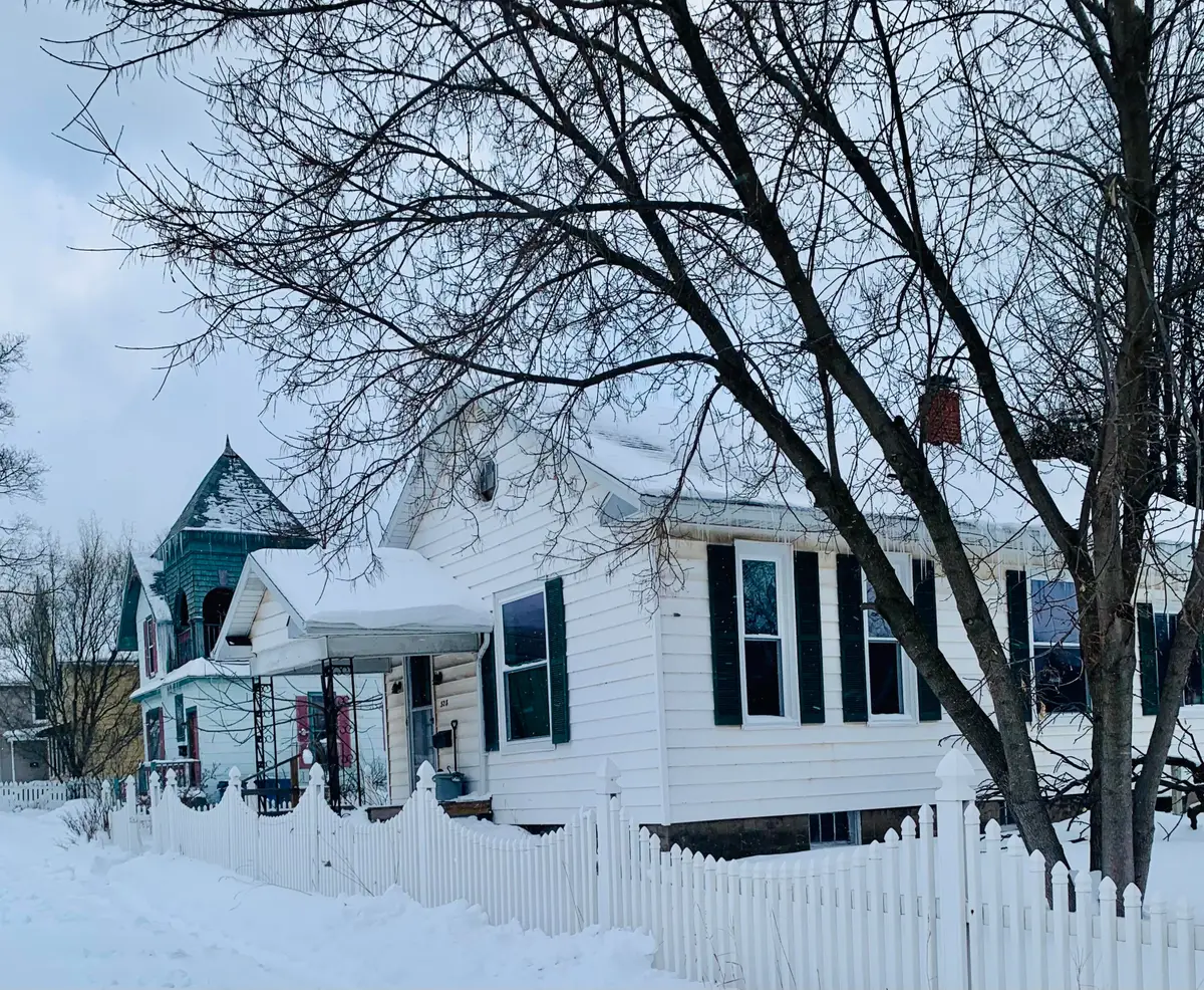 328 4th Street, Manistee, MI 49660 - Image #1