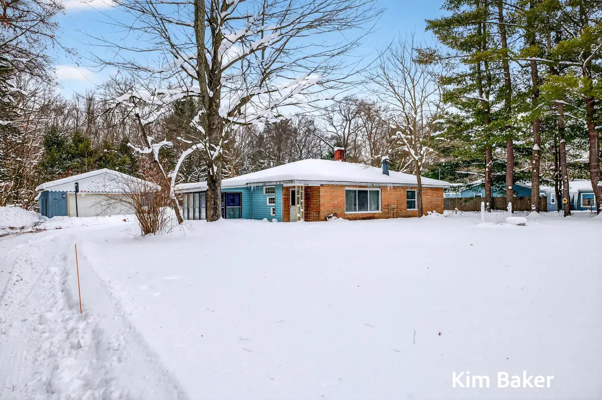 2910 Marquette Avenue, Muskegon, MI 49442 - Image #1