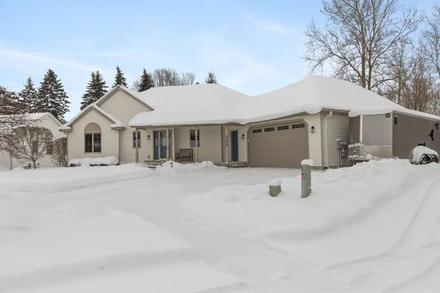 3140 N Bluff Court, Hudsonville, MI 49426 - Image #2