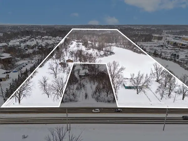 2967 Knapp Street Ne, Grand Rapids, MI 49525