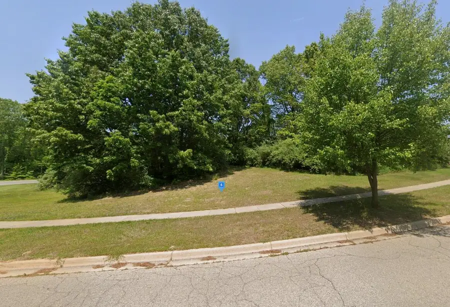 2810 Avalon Woods Drive, Portage, MI 49024 - Image #2