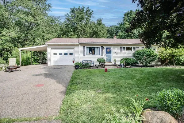 50 Wellworth Avenue, Battle Creek, MI 49037