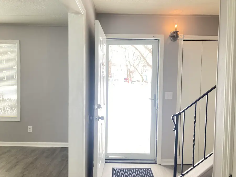 202 Fisher Avenue, Pontiac, MI 48341 - Image #2