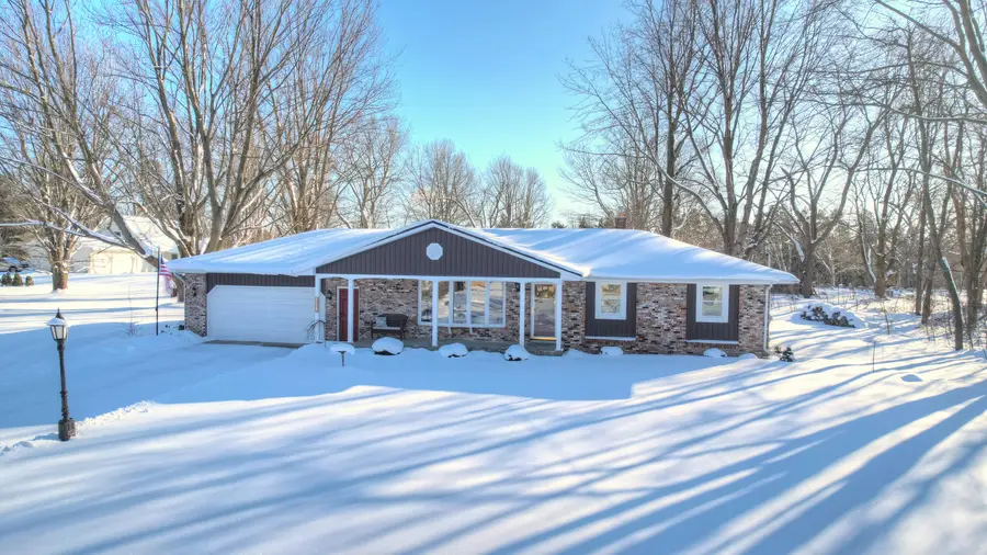 9538 Crescent Drive, Zeeland, MI 49464 - Image #2
