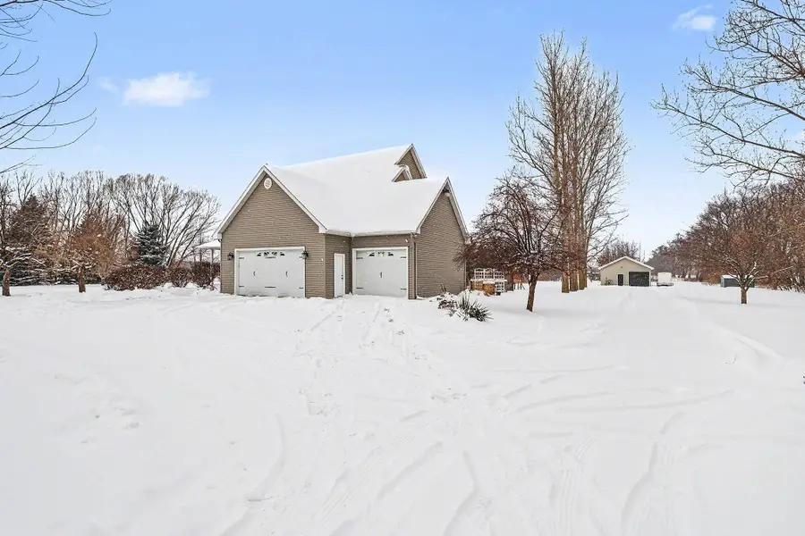 450 W W Avenue, Schoolcraft, MI 49087 - #2