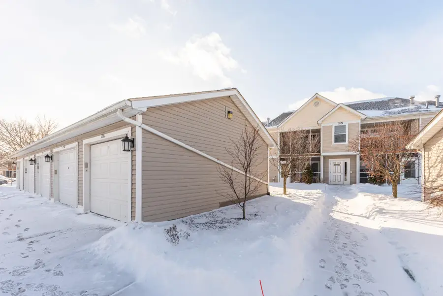 1561 Long Meadow Trail, Ann Arbor, MI 48108 - Image #3