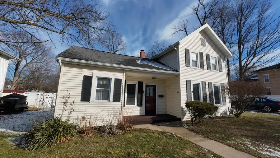 311 East Street, Jonesville, MI 49250 - #3