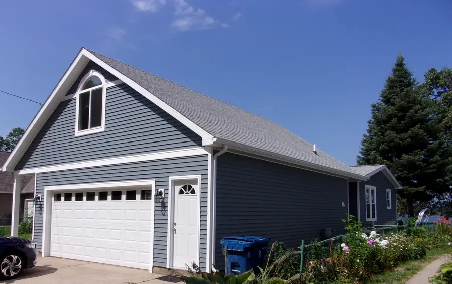 11178 E Shore Drive, Delton, MI 49046 - Image #2