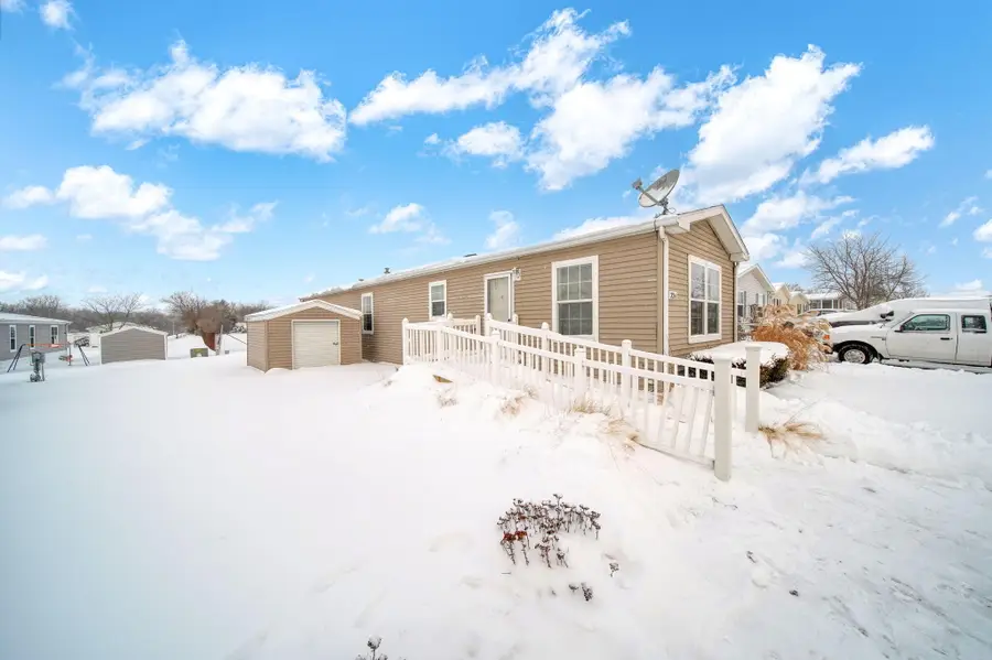 324 Grand River Drive, Adrian, MI 49221 - Image #3