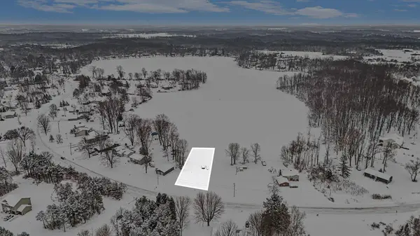 9772 10 Mile Road Ne, Rockford, MI 49341