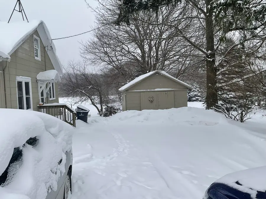 38983 County Road 215, Bangor, MI 49013 - Image #3