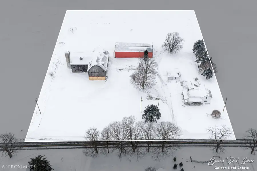 107 N Hawley Highway, Saranac, MI 48881 - Image #2