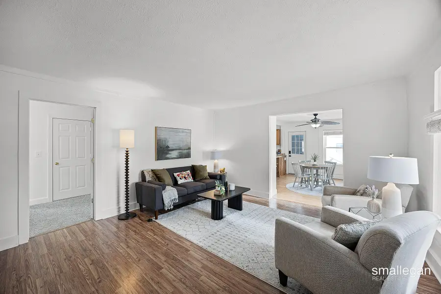 408 E Market Street, Greenville, MI 48838 - #3