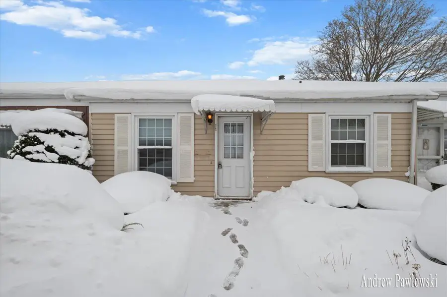 7763 Coachman Lane, Jenison, MI 49428 - Image #2