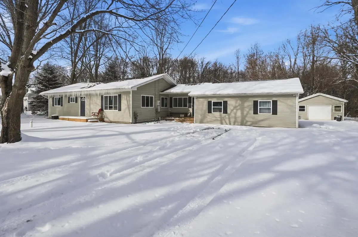 9465 Hubbard Road, Davison, MI 48423 - #1
