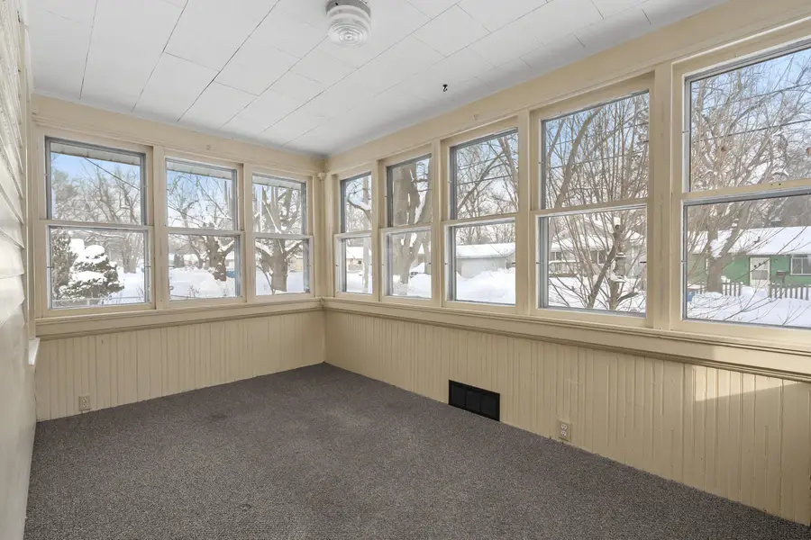 705 Dayton Avenue, Kalamazoo, MI 49048 - Image #2