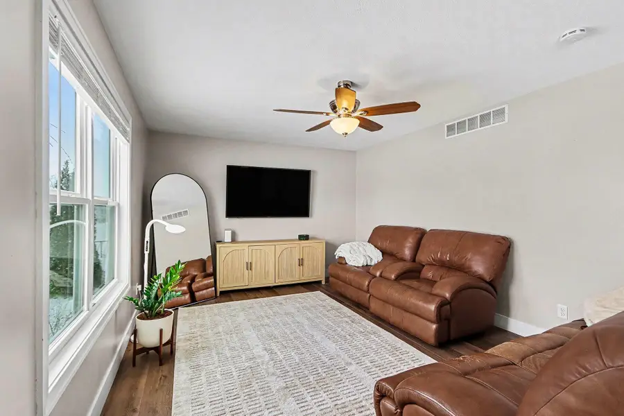 50160 Willis Street, Paw Paw, MI 49079 - Image #2