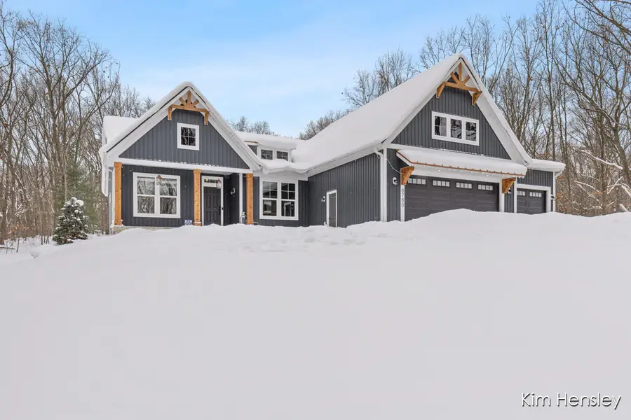 8780 Bentham Court Ne, Rockford, MI 49341 - Image #2