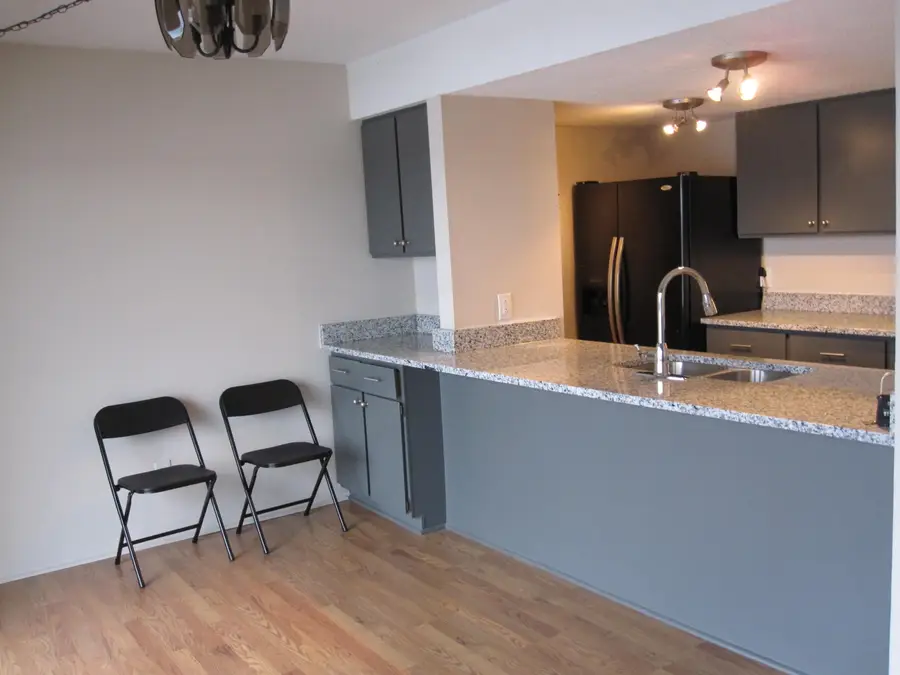 820 Cliffs Drive #306, Ypsilanti, MI 48198 - Image #2