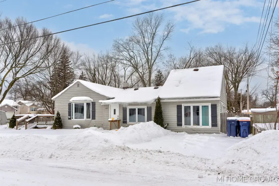 544 Homestead Avenue, Holland, MI 49423 - Image #2