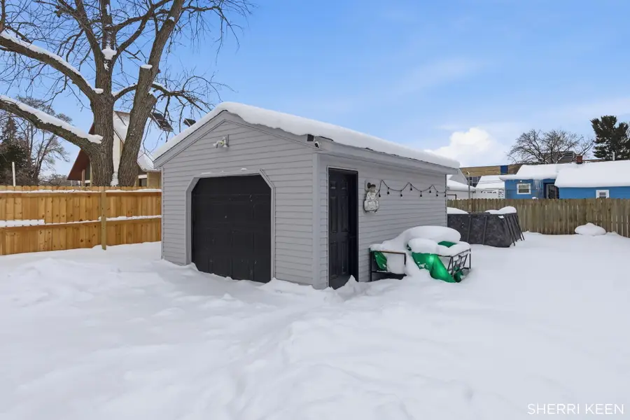 38 Leroy Street Sw, Grand Rapids, MI 49548 - Image #3